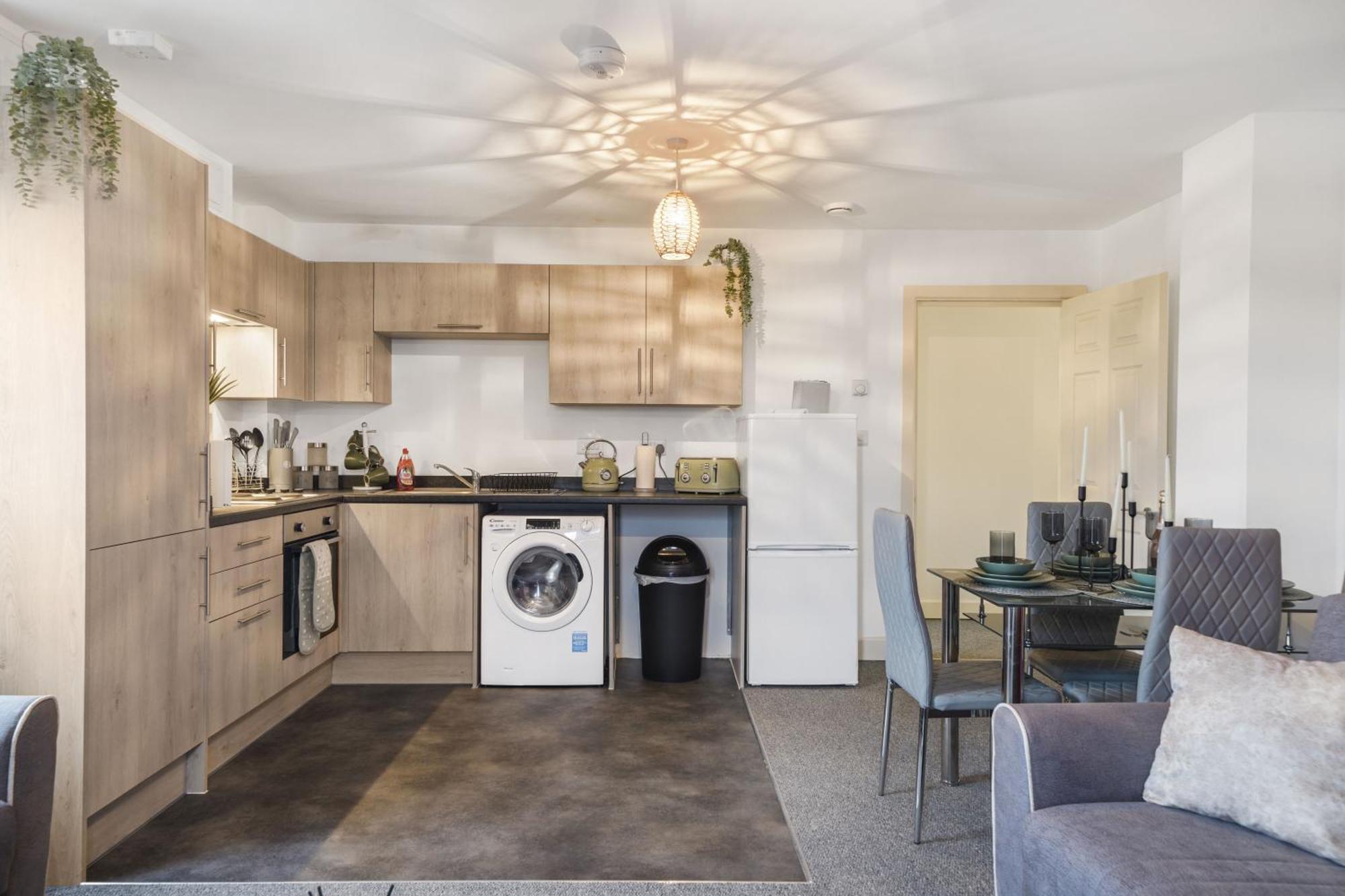 Modern Apartments With Free Parking Near Heathrow Colnbrook Экстерьер фото