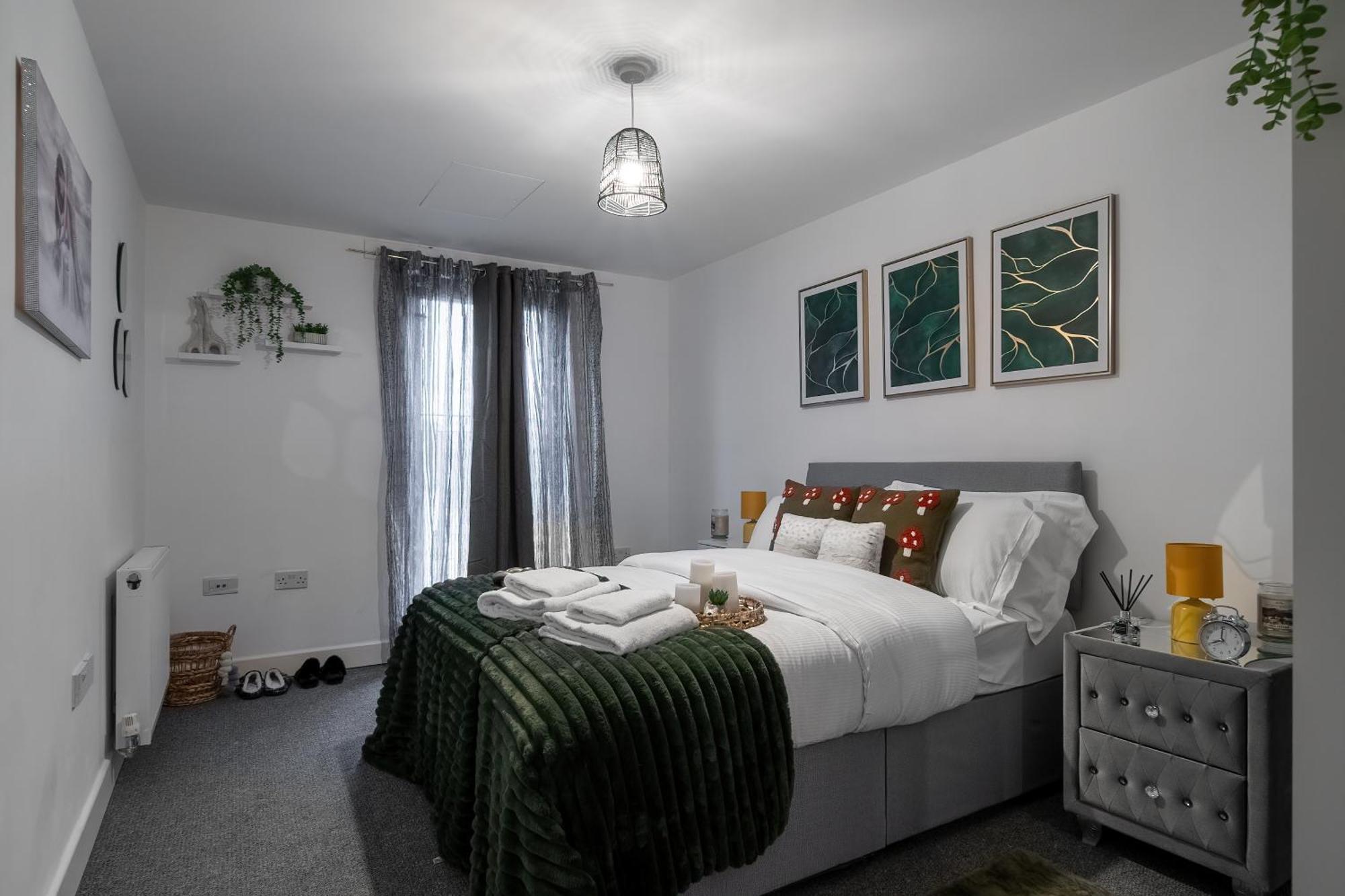 Modern Apartments With Free Parking Near Heathrow Colnbrook Экстерьер фото