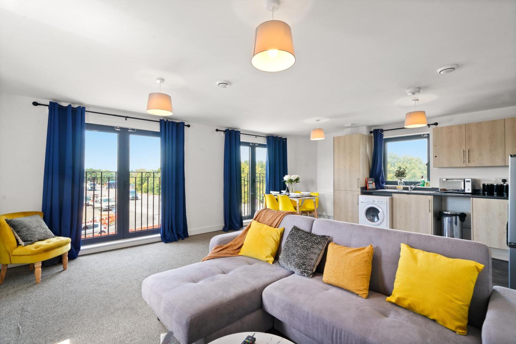 Modern Apartments With Free Parking Near Heathrow Colnbrook Экстерьер фото