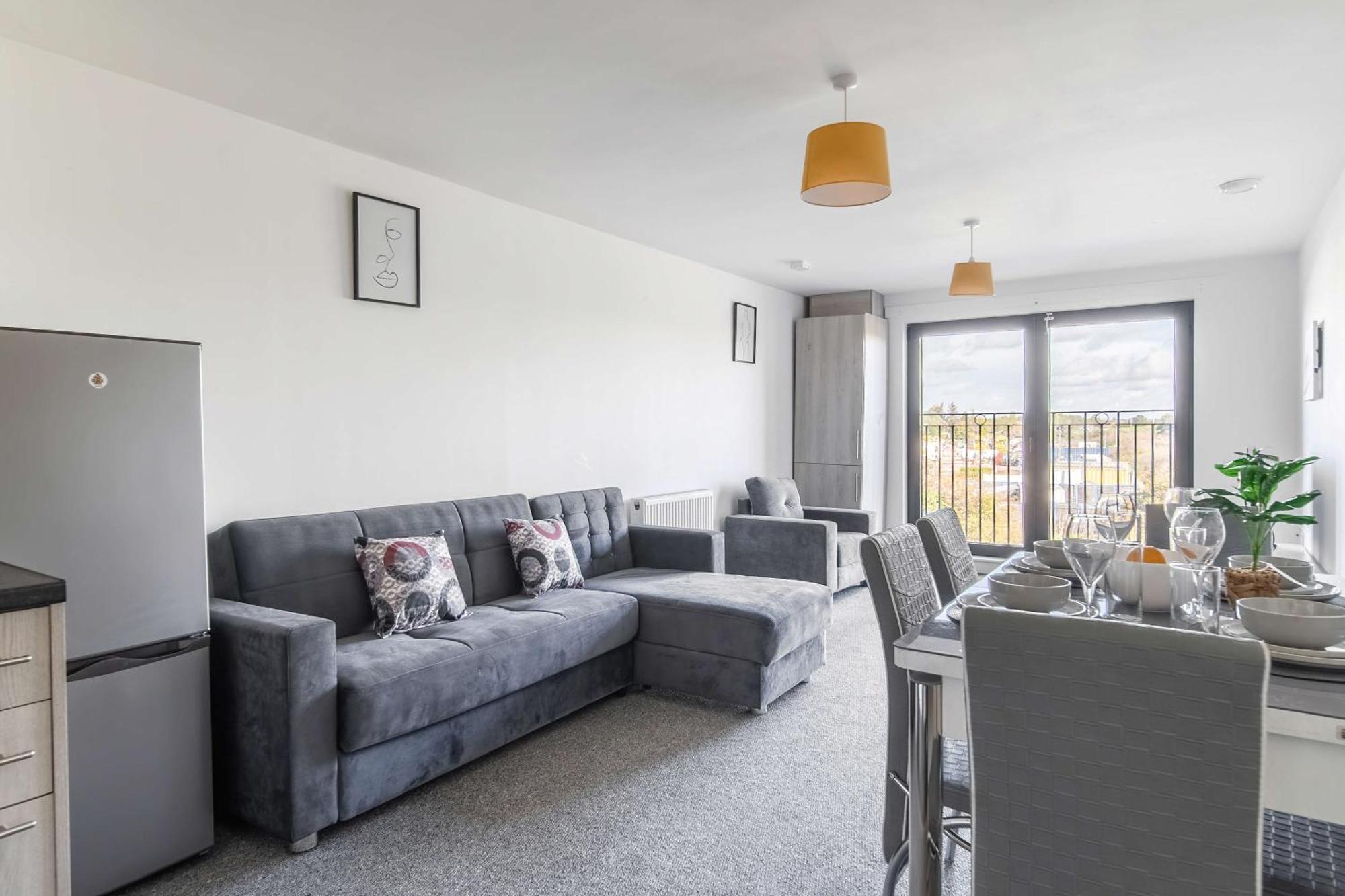 Modern Apartments With Free Parking Near Heathrow Colnbrook Экстерьер фото